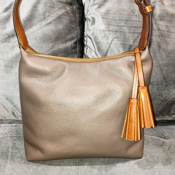 DOONEY & BOURKE PAIGE SAC PEBBLED LEATHER TASSLED HOBO BAG IN ELEPHANT BNWOT - Picture 5 of 17